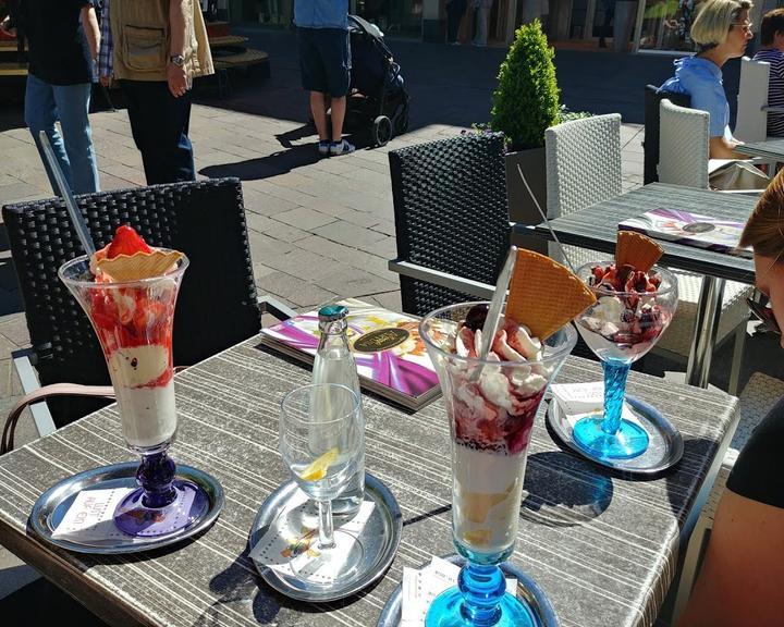 Eiscafé Artusa Marienplatz